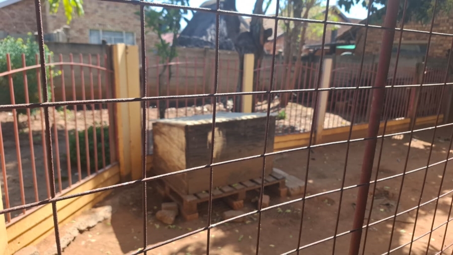 3 Bedroom Property for Sale in Oos Einde North West